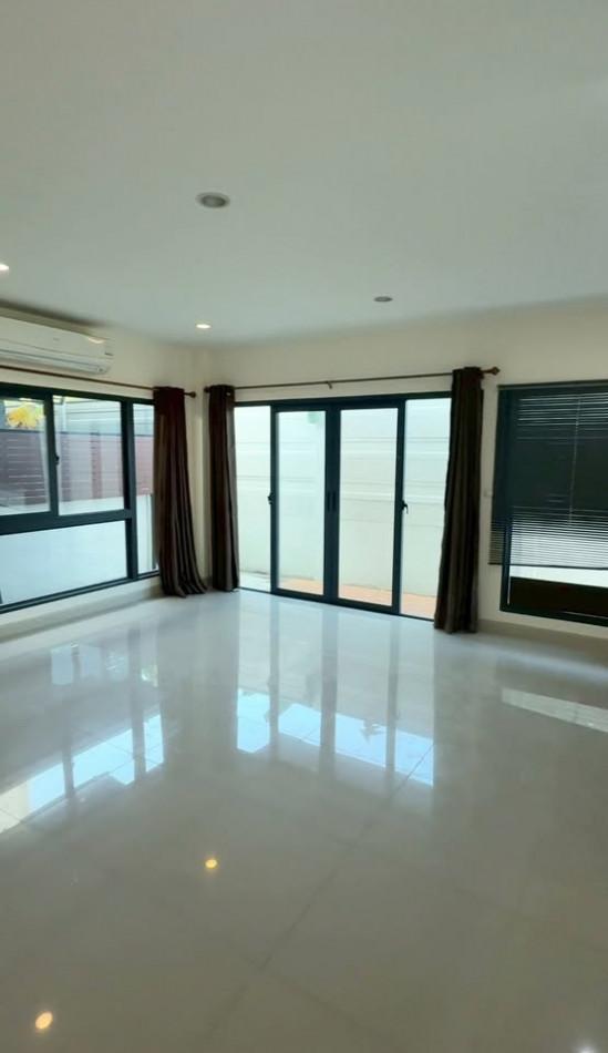 ให้เช่าบ้าน3ขั้น บ้านกลางเมือง ดิ อิดิชั่น พระราม 9-พัฒนาการ ไลน์ไอดี ✅ @ibx7531n 2