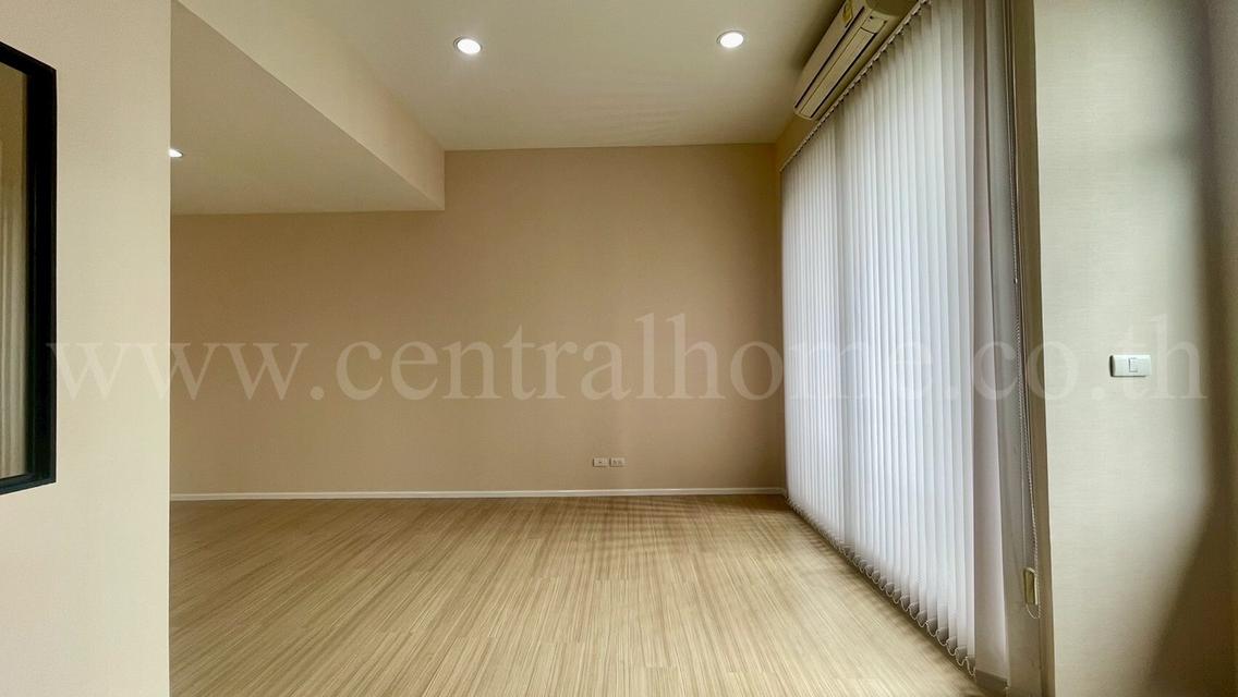 ทาวน์โฮม 3 ชั้น บ้านกลางเมือง รัตนาธิเบศร์ รีโนเวทใหม่ พร้อมอยู่ 15