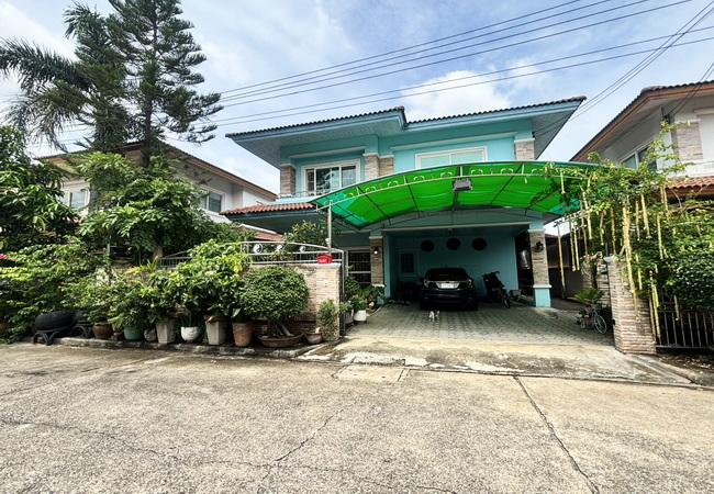 ขายบ้านเดี่ยว หมู่บ้านรุ่งอรุณวิลล์ ซอยวัดส้มเกลี้ยง เนื้อที่ 55.5 ตร.ว. 2 ชั้น 3 นอน 3 น้ำ 1