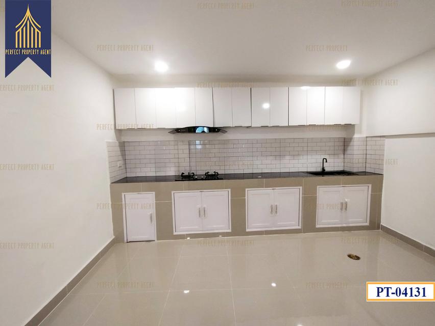 ขาย ทาวน์เฮ้าส์ 2 ชั้น รีโนเวทใหม่ทั้งหลัง สไตล์โมเดริ์นมินิมอล รามคำแหง สะพานสูง กรุงเทพ 11