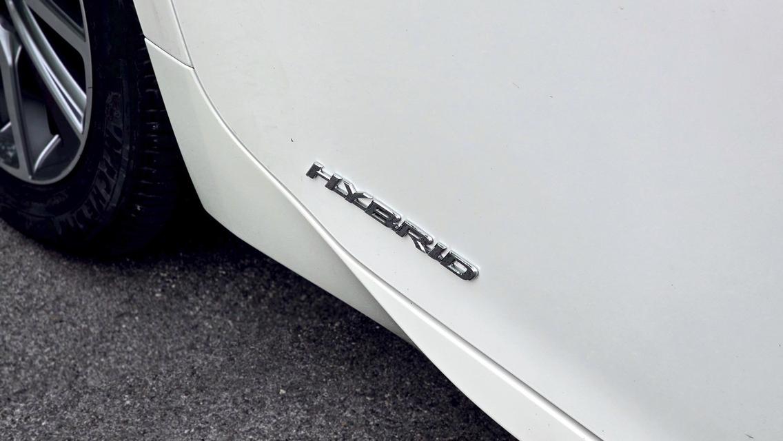 รหัสรถ WB36 Lexus ES300h ปี 2015  17