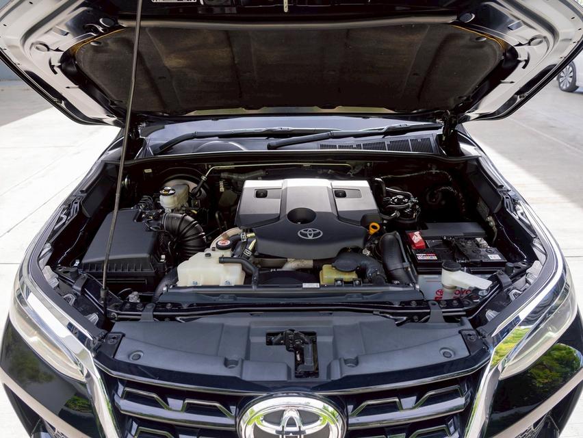Toyota Fortuner 2.4 V Leader 2WD ปี 2021 รูปที่ 17