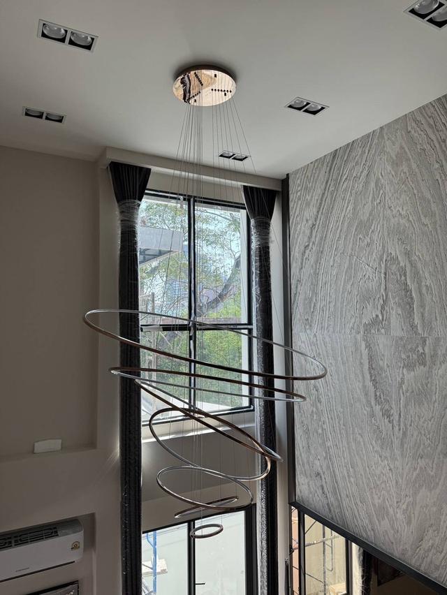 ขายบ้านพูลวิลล่าพัทยาสร้างใหม่2ชั้นพร้อมอยู่ 4 ห้องนอน 5 ห้องน้ำ ซอยชัยฤกษ์1 ใกล้ทะเลจอมเทียนเพียง 1.5 กม. มีเพียง3หลังเท่านั้น 10