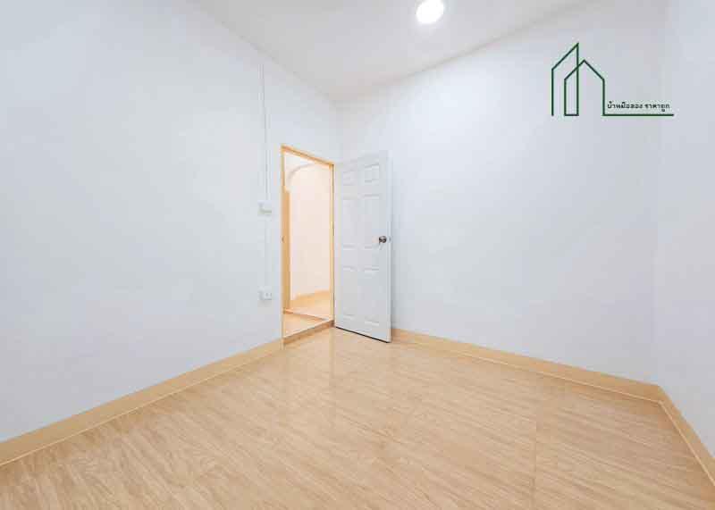 บ้านรีโนเวทสไตล์มินิมอล ทาวน์เฮ้าส์ 2 ชั้น หลังมุม หมู่บ้านอิมพีเรียลเพลส บางบัวทอง 8