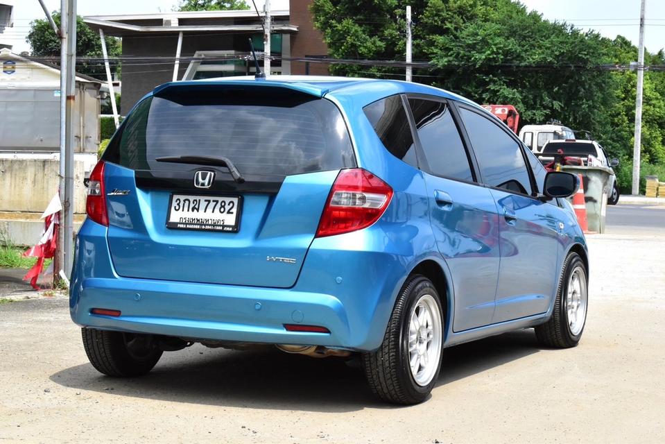 รหัสรถ PB7782 HONDA JAZZ 1.5 S AUTO 2014 เบนซิน 7
