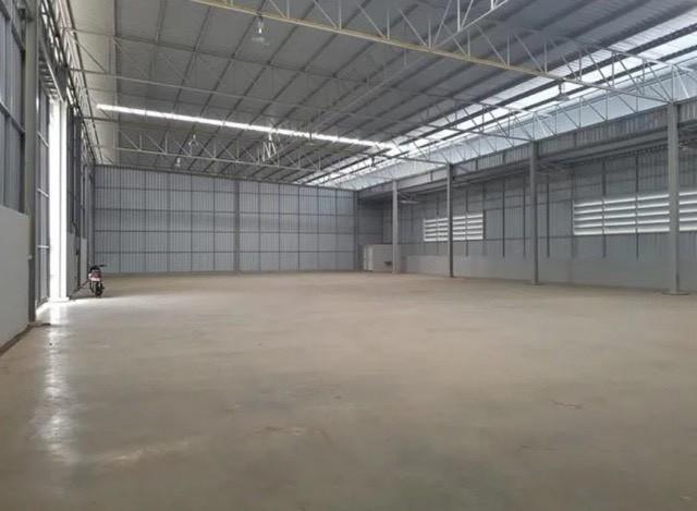 โกดังให้เช่า พื้นที่โกดังประมาณ 960 ตร.ม.ทำเลดี ถนนพัฒนาชนบท 3 ลาดกระบัง ร่มเกล้าตัดใหม่ มอเตอร์เวย์ ใกล้สุวรรณภูมิ พร้อมใช้งาน  3