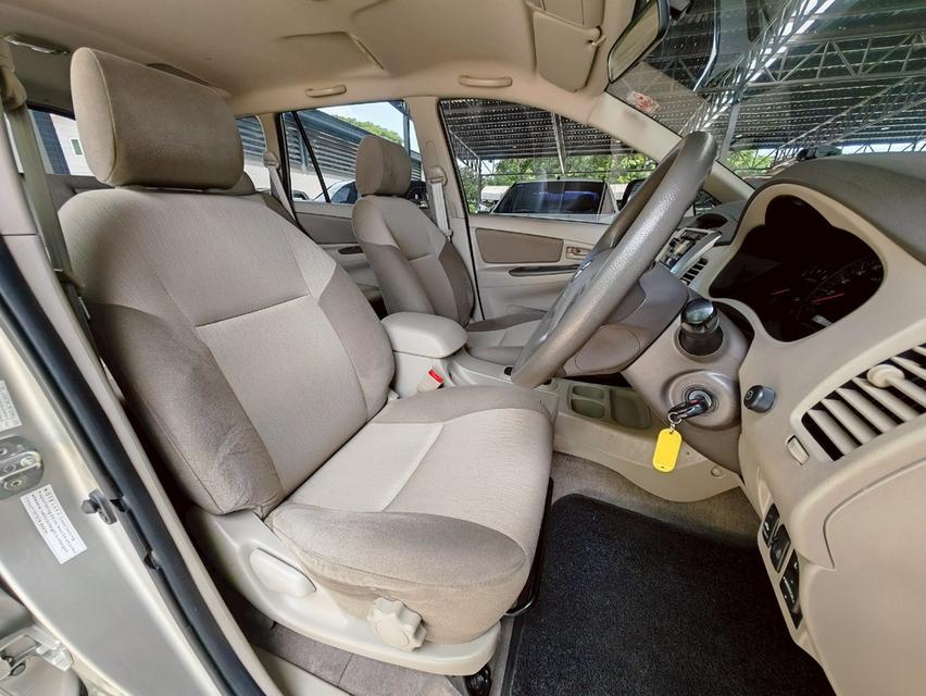 2012 TOYOTA INNOVA 2.0 G ไมล์ 120,000 กม. 7
