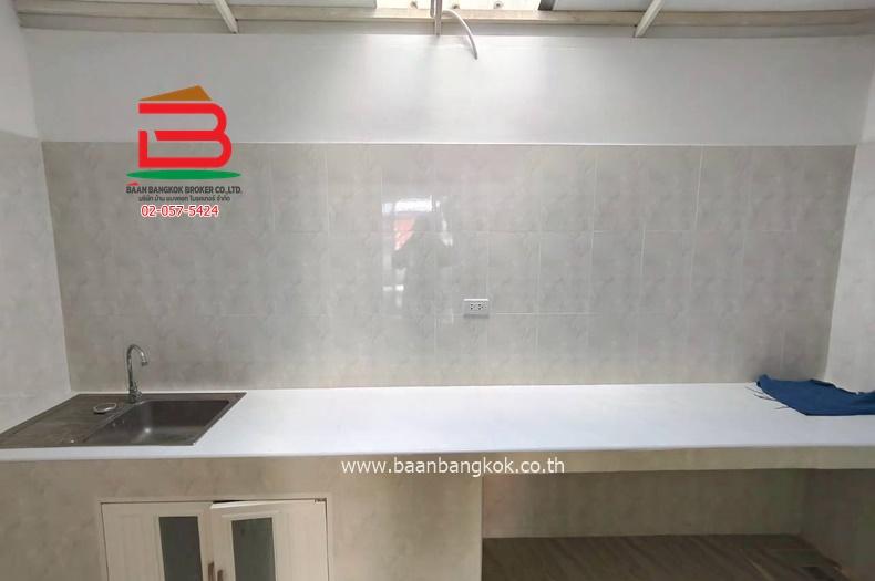 ให้เช่า ทาวเฮ้าส์ อัมรินทร์ 3 ผัง 4 (ใกล้ตลาดเอซี) เนื้อที่ 16 ตรว. แขวงสายไหม เขตสายไหม 8