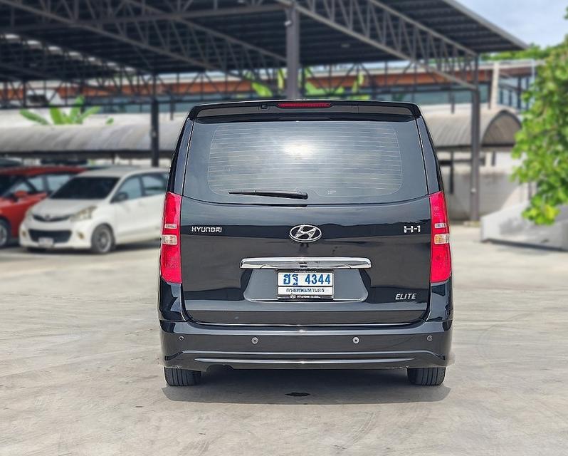 2017 HYUNDAI H-1 2.5 ELTIC 17