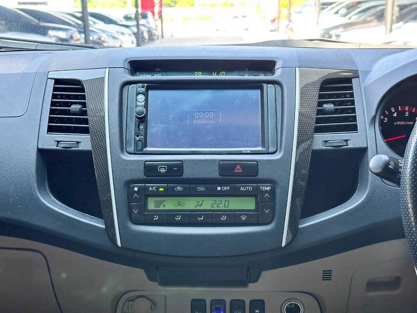 ขายรถ Toyota Fortuner 3.0 TRD Sportivo 4WD ปี 2010 สี ขาว เกียร์ออโต้ รูปที่ 20