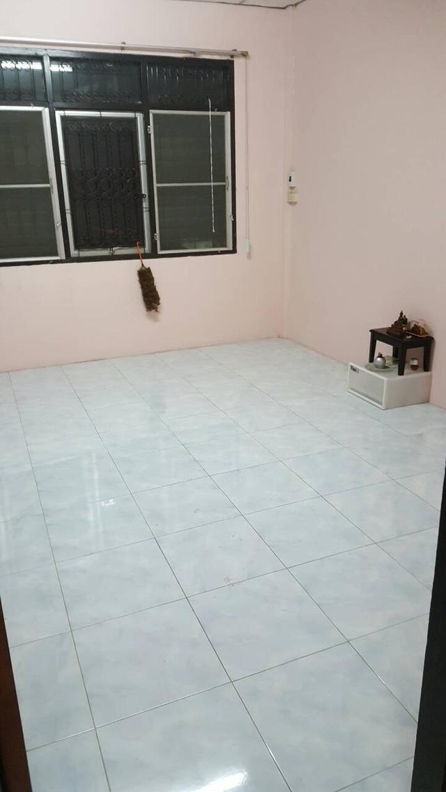 ให้เช่าทาวน์เฮ้าส์ 2 ชั้น ซอยรามคำแหง 138 9