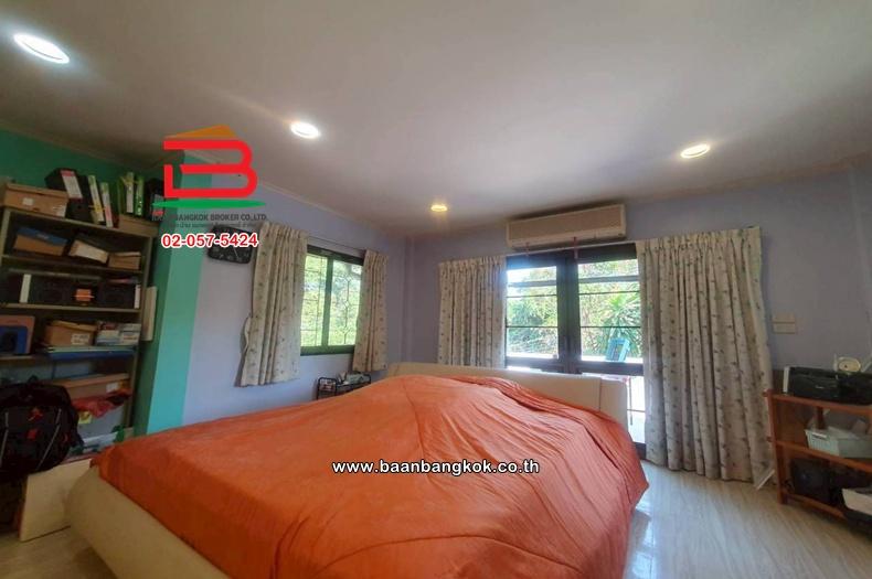 บ้านเดี่ยว เนื้อที่ 119.8 ตร.ว. หมู่บ้านผกามาศ (ปรีดีพนมยงค์ 14) ถนนสุขุมวิท แขวงประเวศ เขตประเวศ 8