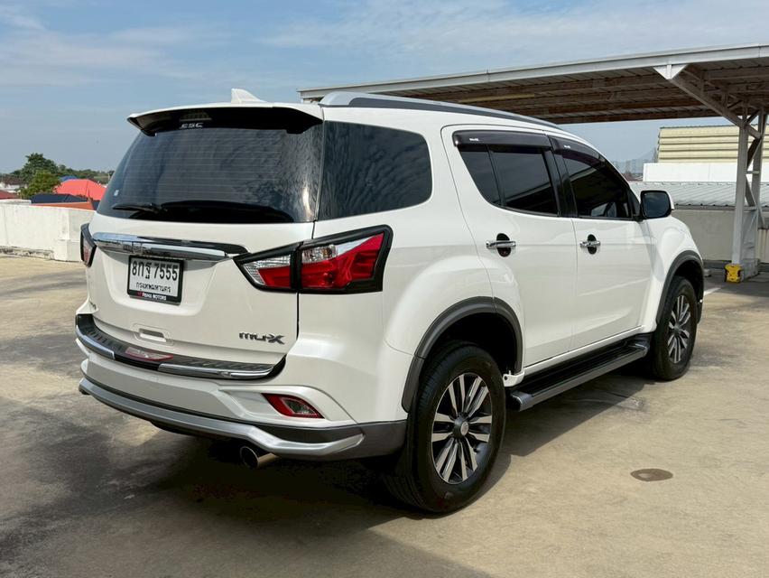 ISUZU MU-X The Iconic DVD Navi 1.9L DDi BluePower Turbo 7