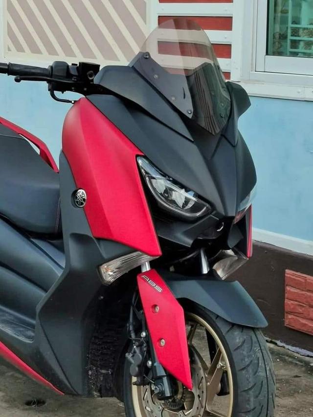 Yamaha X Max สีแดงสดสวยปี 2021 4