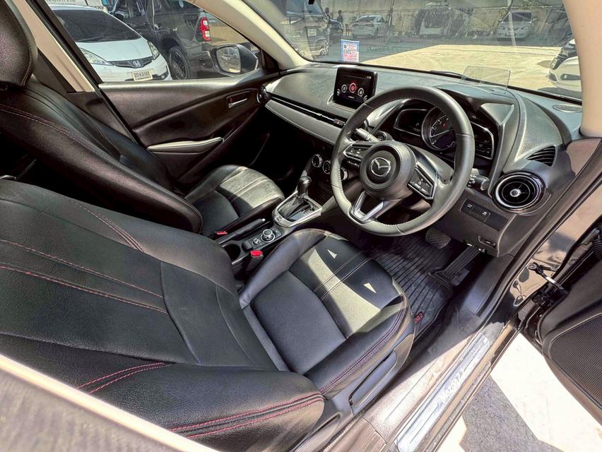 MAZDA 2 1.3 High Connect เกียร์AT สีดำ ปี2019 รูปที่ 14