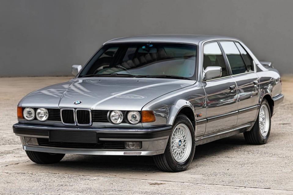 (แจ้งรหัสรถ PR53) Bmw 730IA ( e32 ) ปี 1993