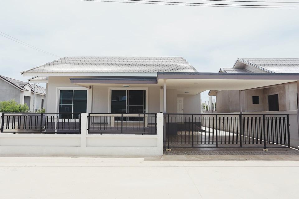 ขายบ้านเดอะกรีนเตาถ่าน สัตหีบ 60 ตรว. พร้อมเฟอร์ใหม่ทั้งหลัง 2