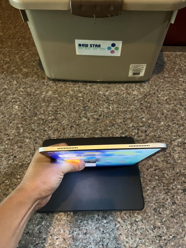 ขายiPadPro11นิ้วสีSilver256กิ๊กสูนTrueสภาพสวยๆใช้งานดีถูกมากก รูปย่อยที่ 3