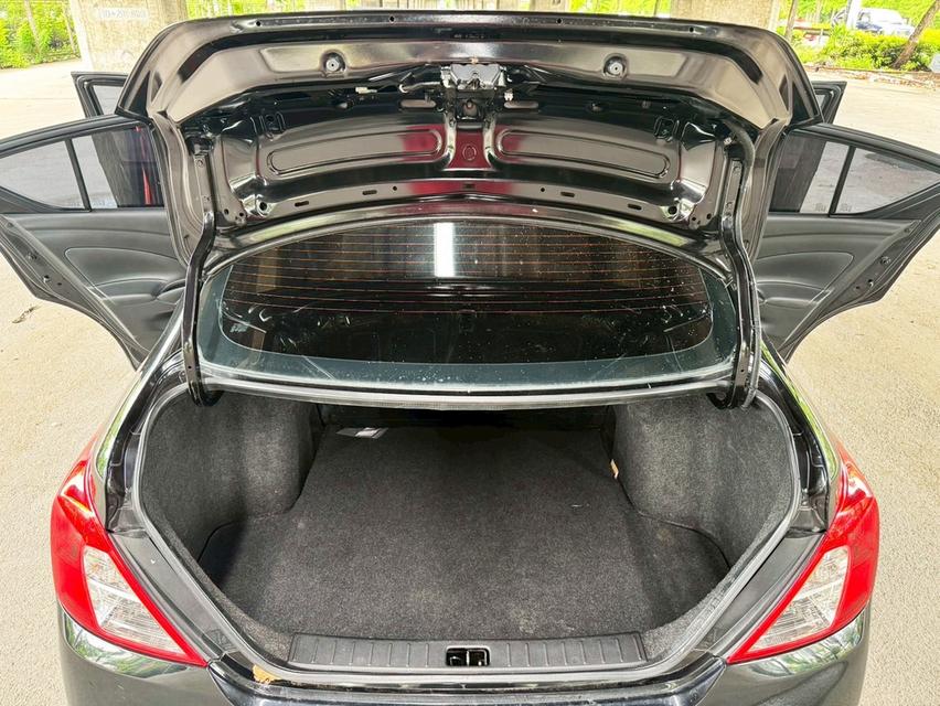 Nissan Almera 1.2 Sportech AT ปี 2015  16