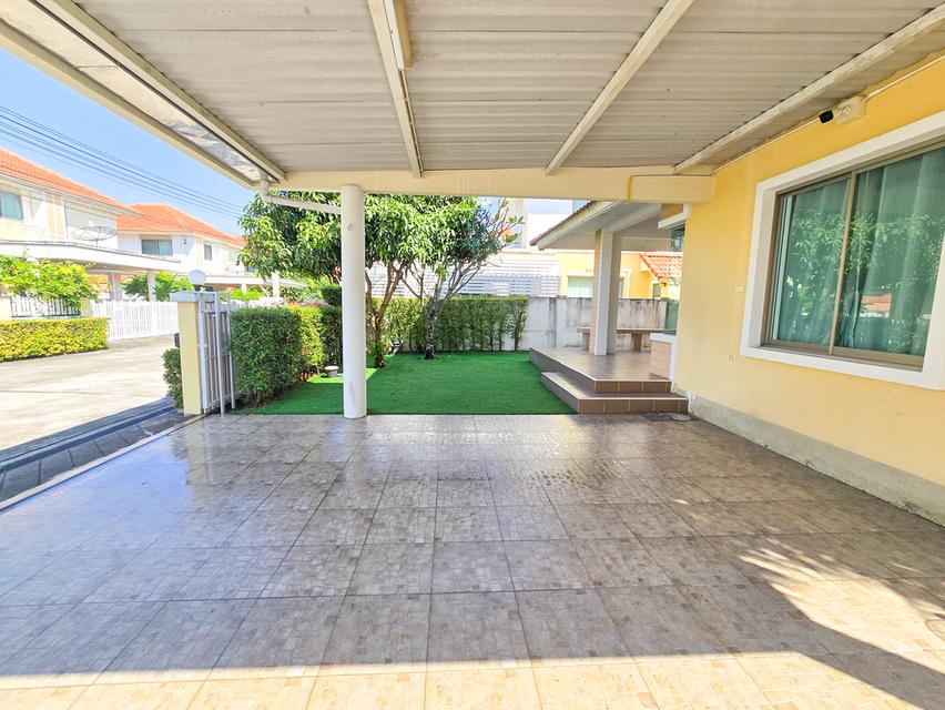 ให้เช่า บ้านเดี่ยว 2 ชั้น หมู่บ้าน เฮ้าส์ ออฟ เดอะ คานารี่ – สวนเสือศรีราชา บ้านสวย เฟอร์นิเจอร์บิ้วอิน พร้อมเครื่องใช้ไฟฟ้าครบ จอดรถได้ 2 คัน พร้อมเข 2