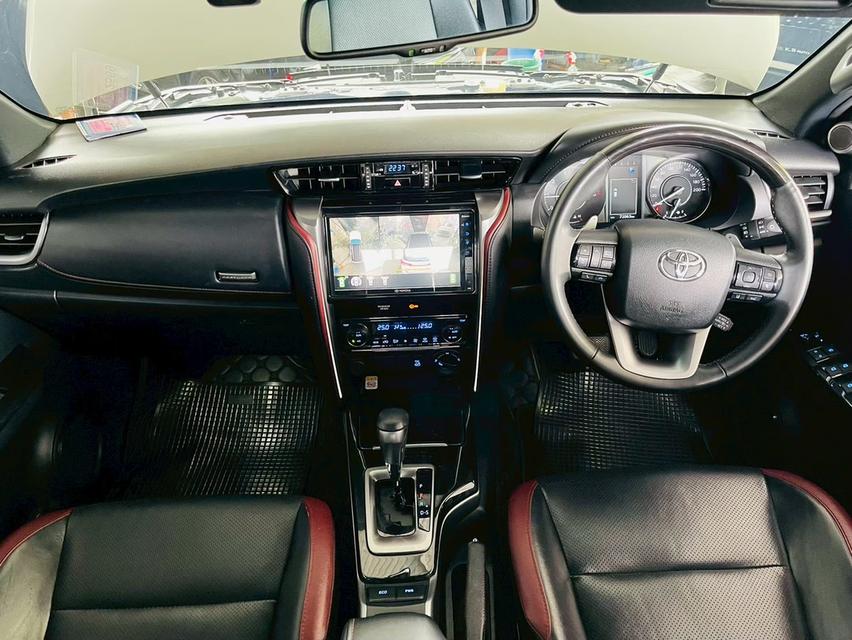 Toyota Fortuner 2.4 Legender 4WD ปี 23แท้ 7หมื่นโลแท้มือแรก รูปที่ 7