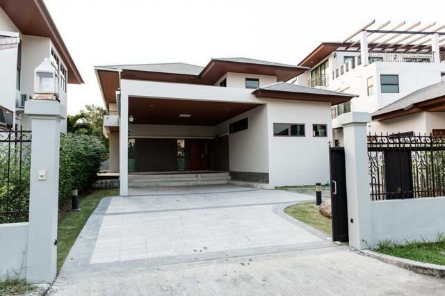 ให้เช่าบ้านเดี่ยว 3 หลัง 12 ห้องนอน พร้อมสระว่ายน้ำส่วนตัว ใกล้มหาวิทยาลัยนานาชาติแสตมฟอร์ด  8