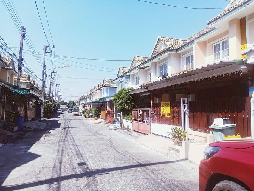 ขายบ้าน 2 ชั้น หมู่บ้านพฤกษา20 ลำลูกกา คลอง2 ถนนเสมาฟ้าคราม  3