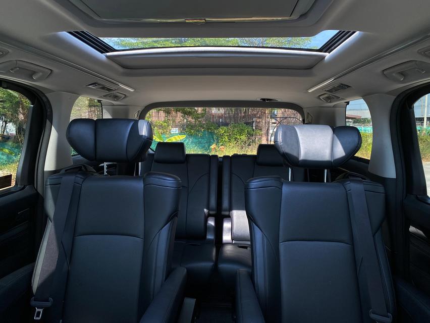 Toyota Vellfire 2.5 ZG Edition MNC ปี 2018 เลขไมล์ 42,xxx km. 9