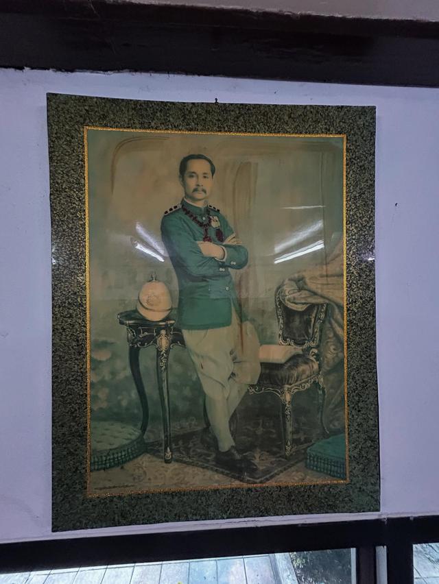 ภาพรัชกาลที่ 5 พร้อมกรอบไม้ 4