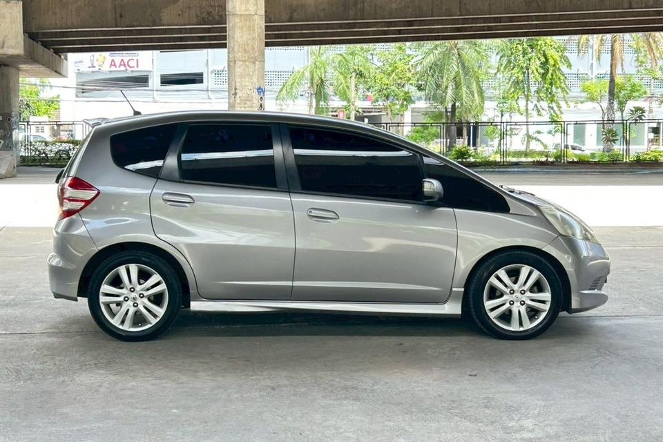 🚗 2009 Honda Jazz 1.5 SV AT รูปย่อยที่ 4