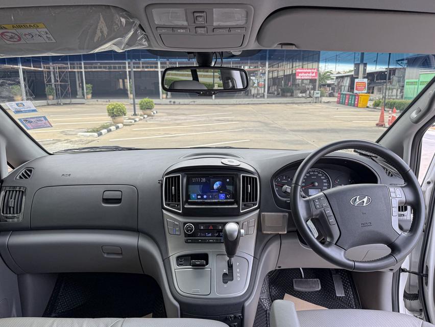 ขาย Hyundai H1 2.5Vip ปี19 10