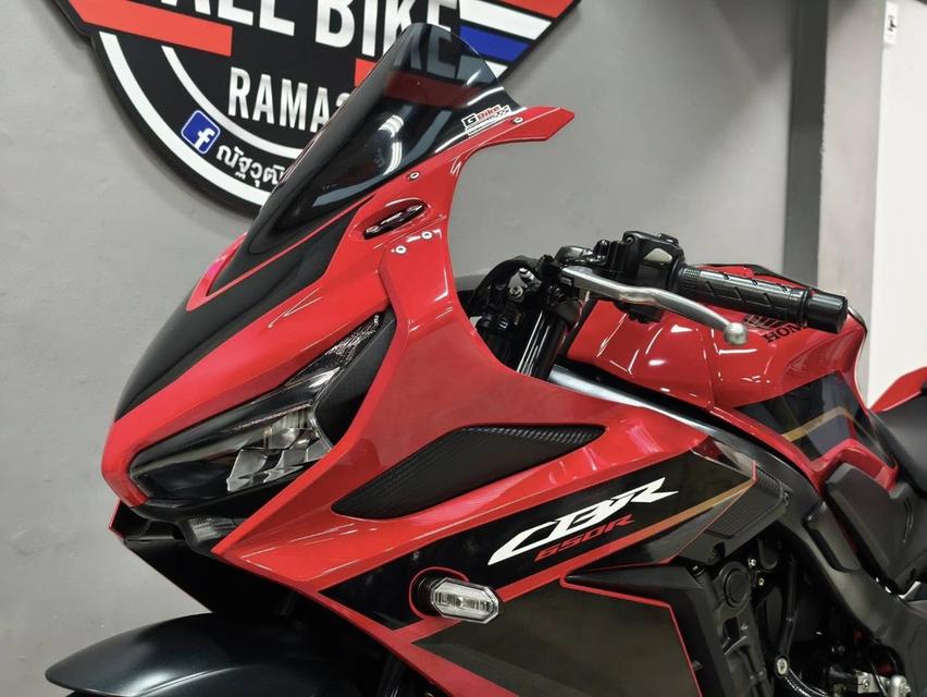 ออกรถ 0 บาท  CBR650R ABS หล่อๆตัวสุดท้าย เครื่องดำ รูปที่ 12