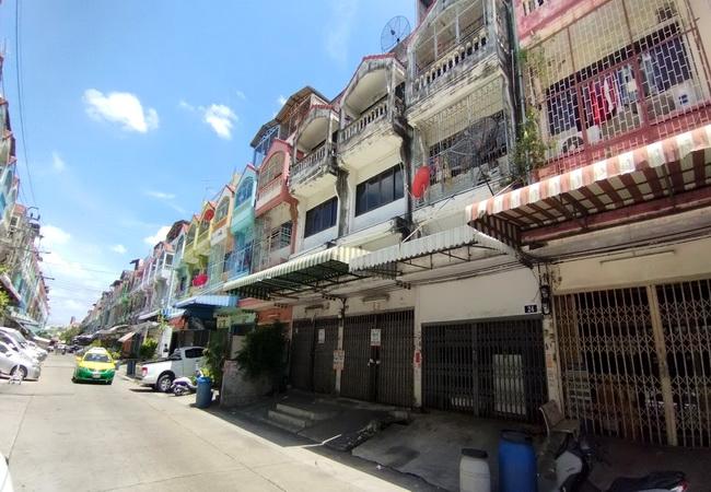 ขายอาคารพาณิชย์ หมู่บ้านดีเค ซอยหมู่บ้านดีเค 9 ถนนกาญจนาภิเษก บางบอน กรุงเทพมหานคร