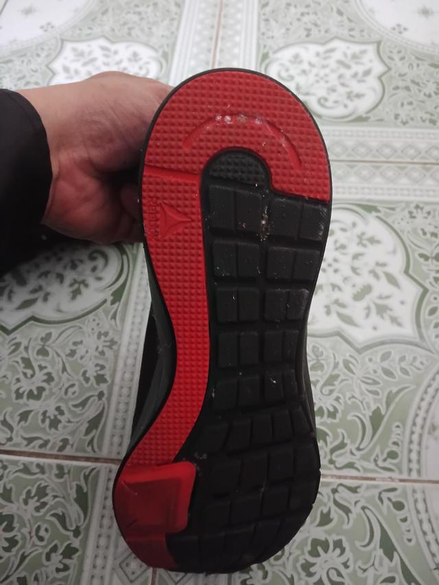 รองเท้าวิ่ง Reebok ของแท้ 4