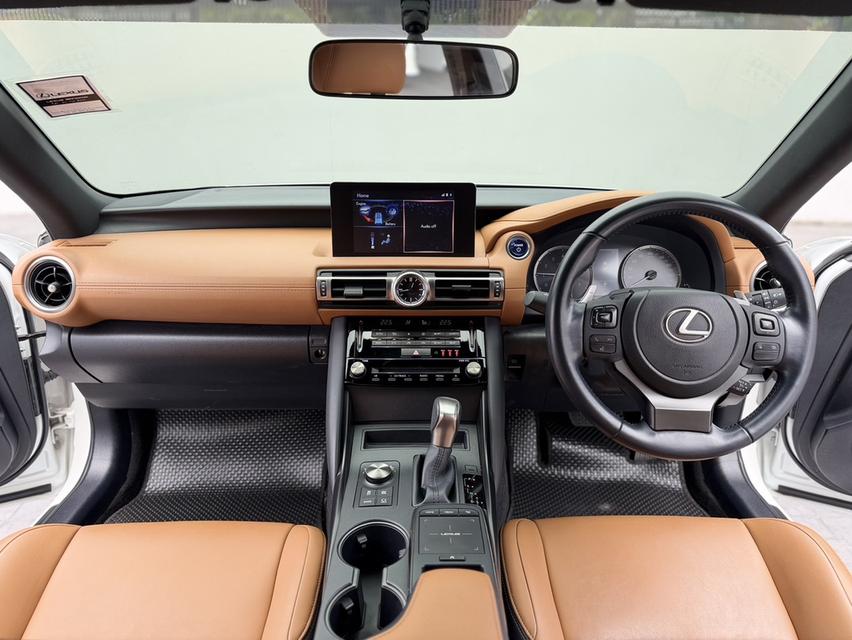 LEXUS IS 300h LUXURY ประกันชั้น 1 เจ้าของขายเอง สภาพป้ายแดง รูปที่ 9