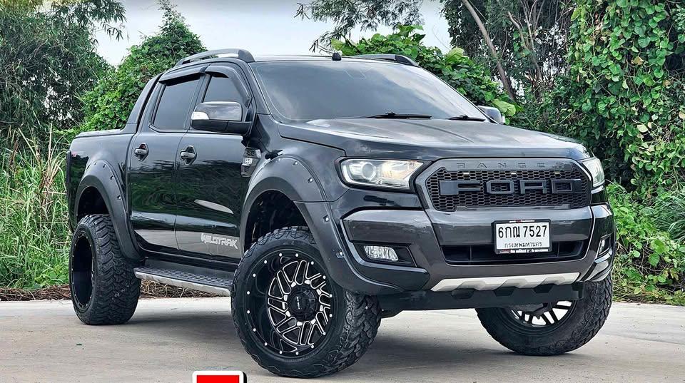 FORD RANGER Wildtrak 2.2 4ประตู  2016 จด 2017 