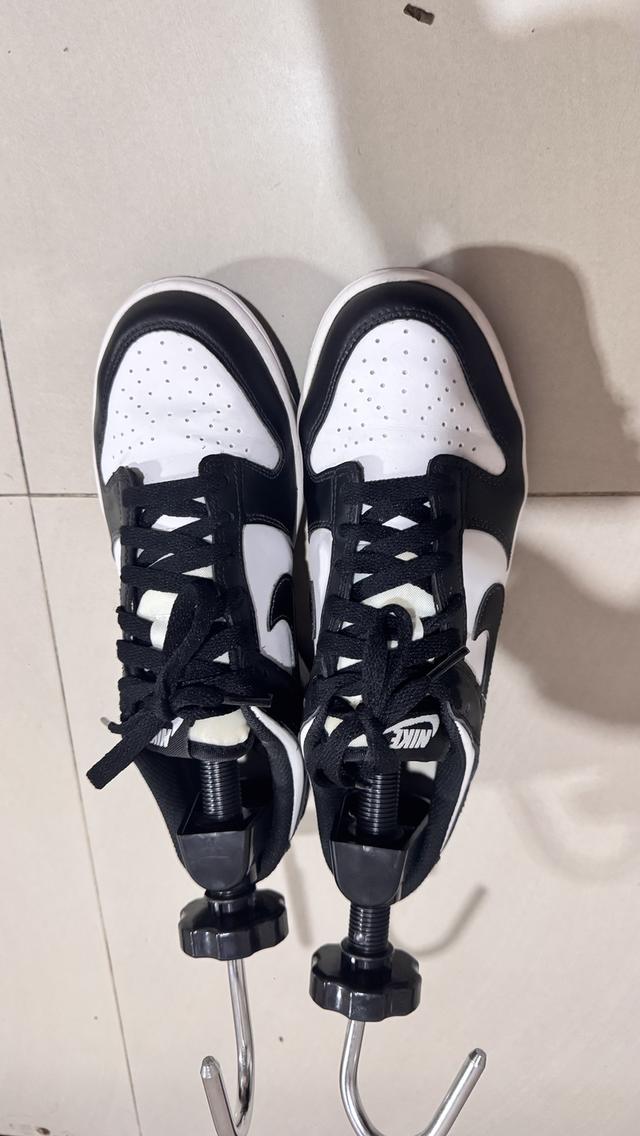 Nike รองเท้าผู้หญิง Dunk Low รูปที่ 2