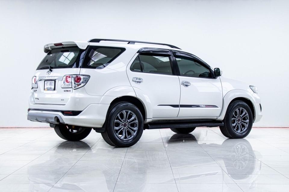 รหัสรถ 5B341 FORTUNER 3.0 V TRD 2012 5