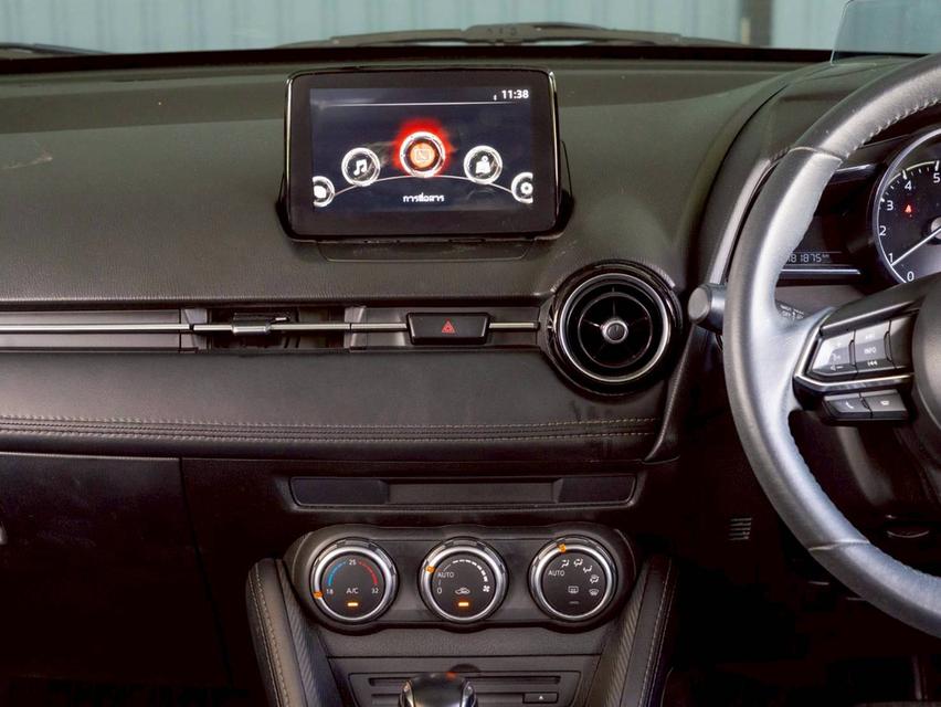 Mazda 2 1.3 High connect ปี จด 2018 รถสวย 11
