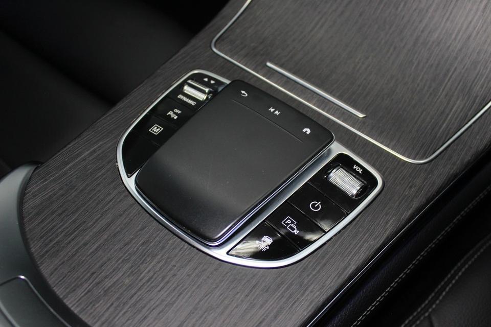 รหัสรถ JRS9032 Benz GLC300e AMG Dynamic ปี 2020 รูปที่ 16