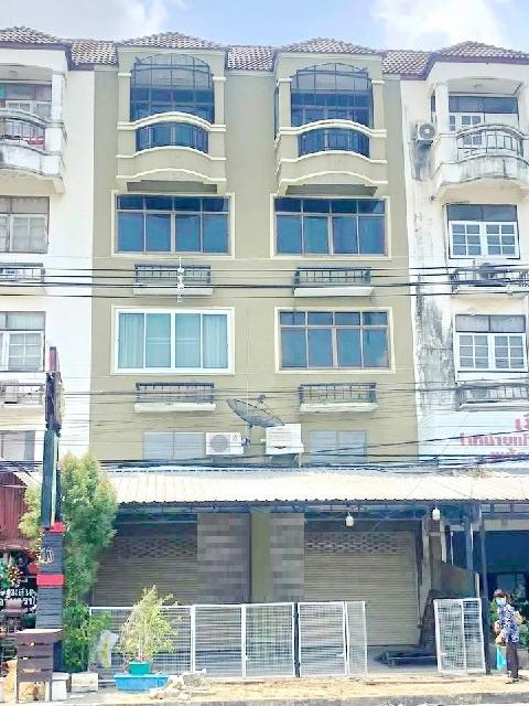 ศาลากลางจังหวัดปทุมธานี1 กม. เช่าอาคารพาณิชย์ 2คูหา 4 ชั้น ตลาดสดปทุมธานี 1 กม. MRT รังสิต 6 กม. 2
