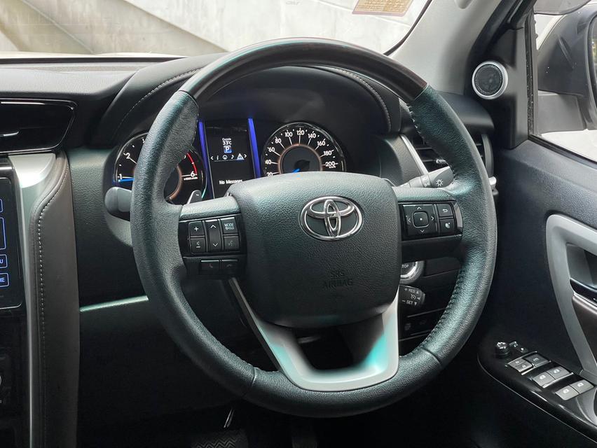 รหัสรถ PJP2601 2016 TOYOTA FORTUNER 2.8 V 7