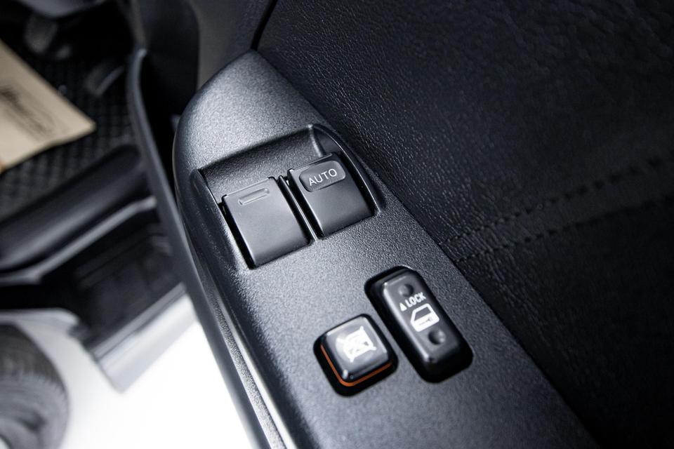 TOYOTA VENTURY 3.0 V 2016
