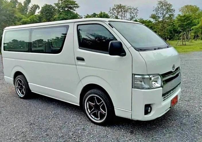 Toyota Hiace มือสอง