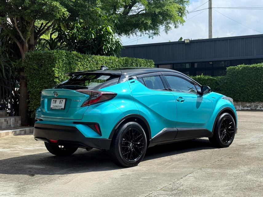 2019 TOYOTA CHR HV HI รถมือเดียวออกป้ายแดง รถวิ่งน้อย เข้าศูนย์ตามระยะ รถไม่เคยมีอุบัติเหตุครับ
