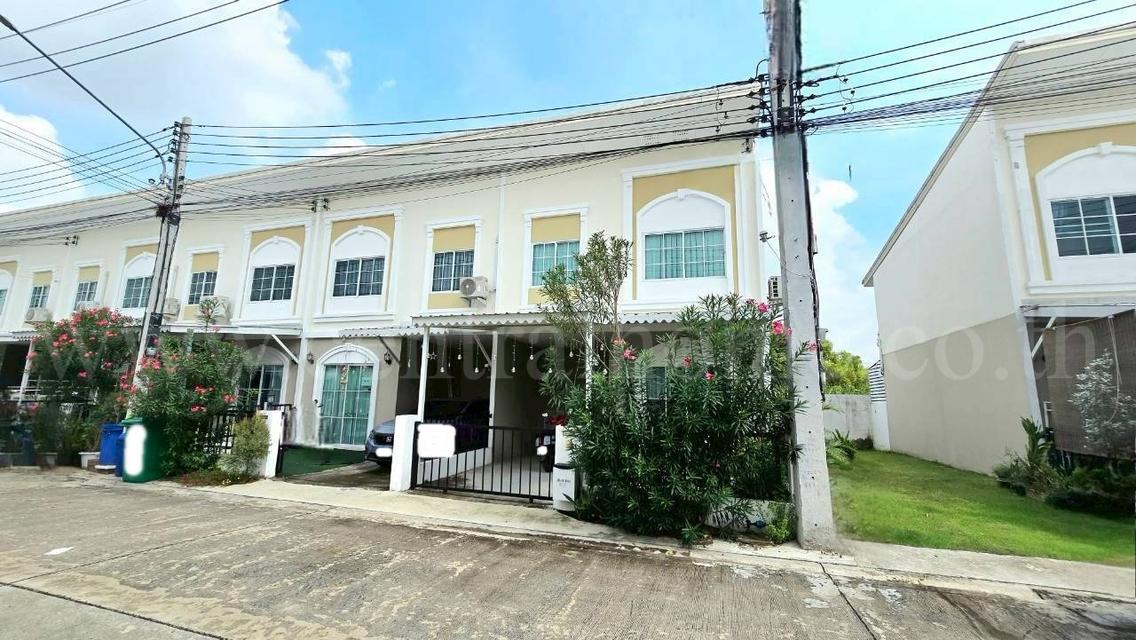 ทาวน์โฮม ลลิลทาวน์ ไลโอ ลำลูกกา - คลอง 2 หลังริม ถูกสุดในโครงการ 2