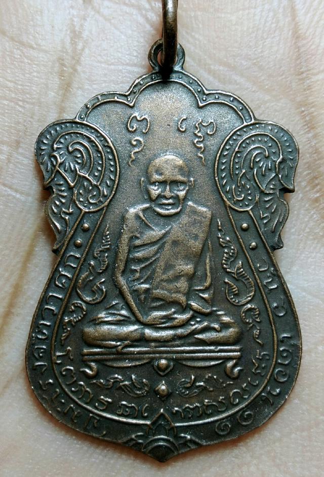 พระเก่าๆ ที่ ปู่ ย่า ตา ยาย เคยสะสมใว้ ให้เช่าค่ะ