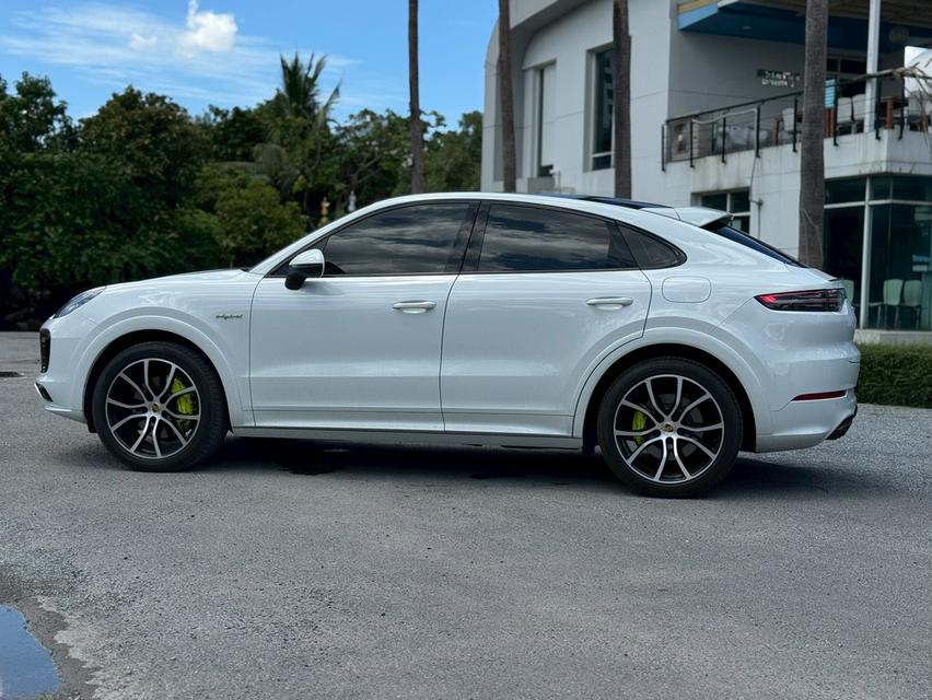🚘 Porsche Cayenne E-Hybrid Coupe (Year 2020)ไมล์เพียง 33,xxx kmราคาเพียง 💸 4,390,000 บาท 9