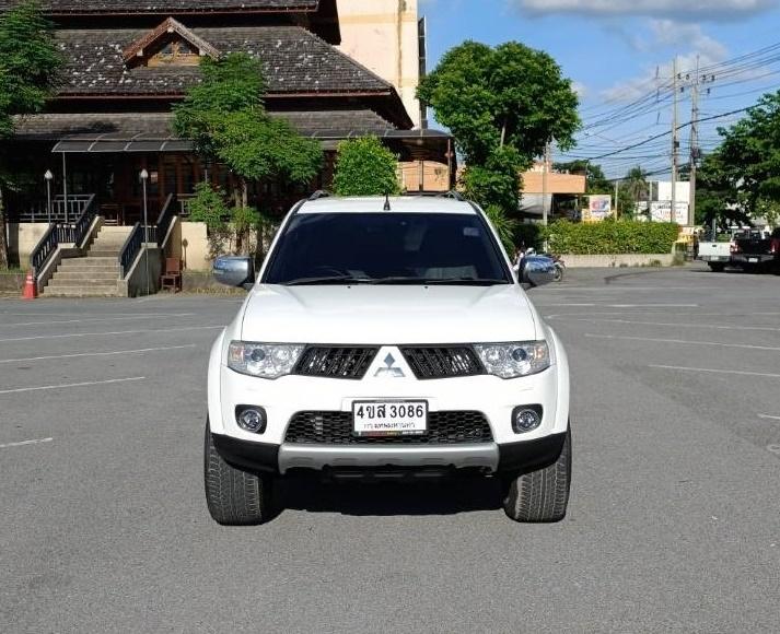 Pajero Sport รถ 7 ที่นั่ง บริการจัดไฟแนนท์ถึงที่ 2