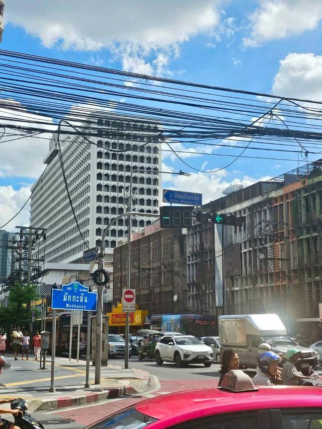 ขายด่วน!! ต่ำกว่าทุน คอนโดใจกลางเมืองไอดิโอ เวิร์ฟ ( IDEO VERVE)  ราชปรารภ ห้องมุม วิวสวย ใกล้แอร์พอร์ตลิ้ง  20
